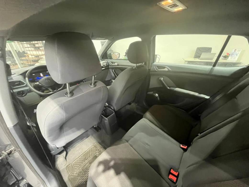 imagen 0 de vehiculo con id 2140